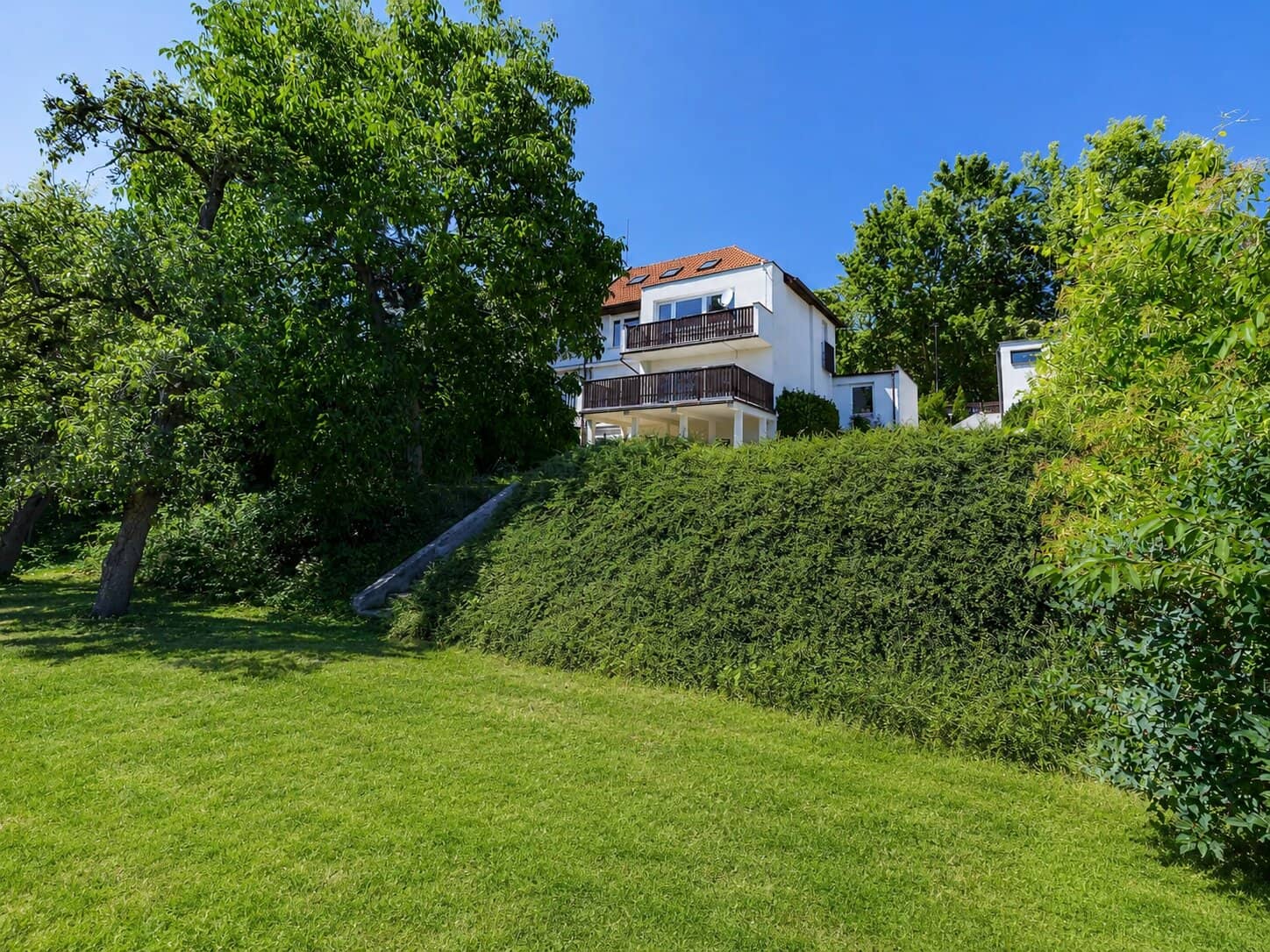 Family House Vostrovska