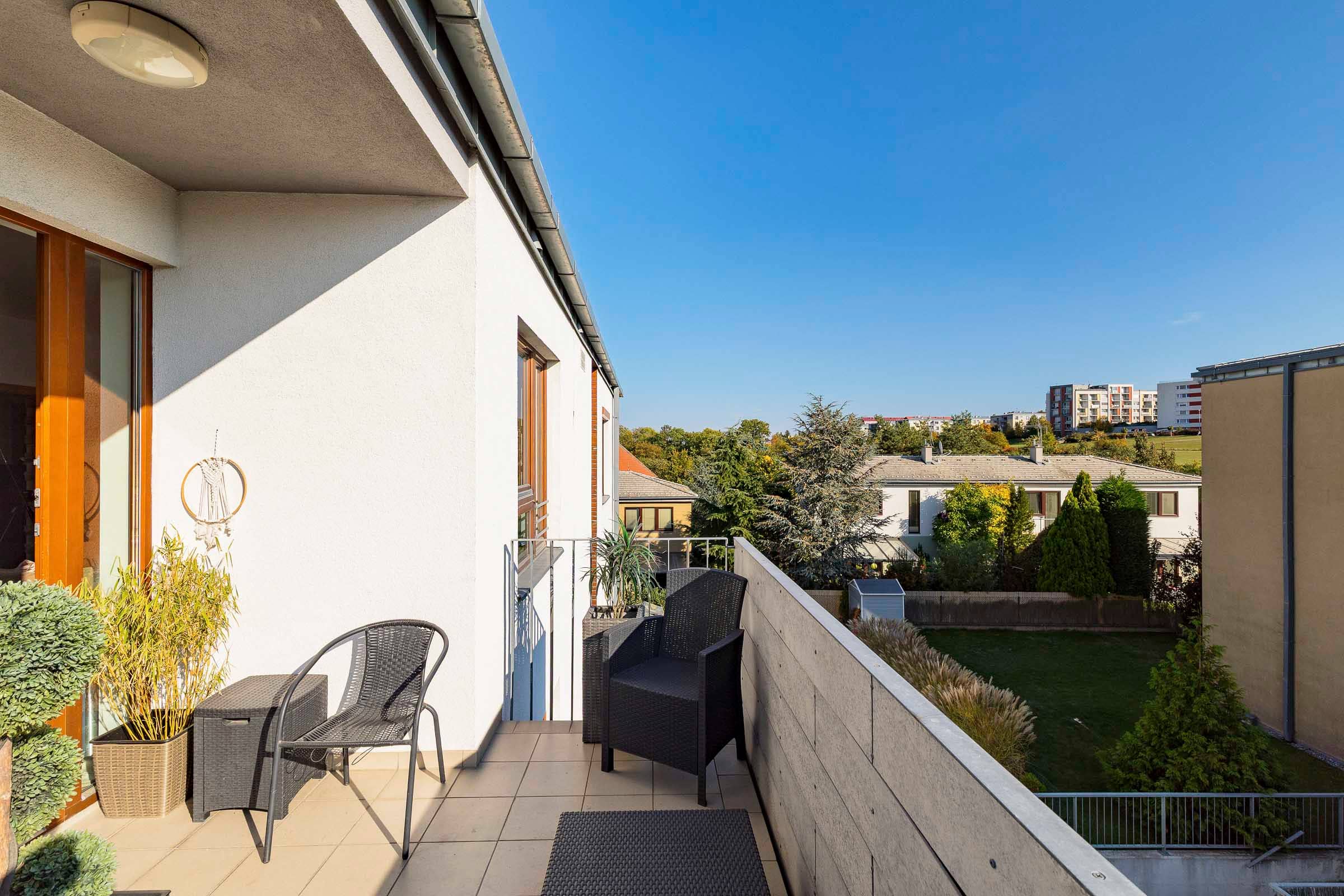 One-bedroom Apartment in Lipovska, Zlicin