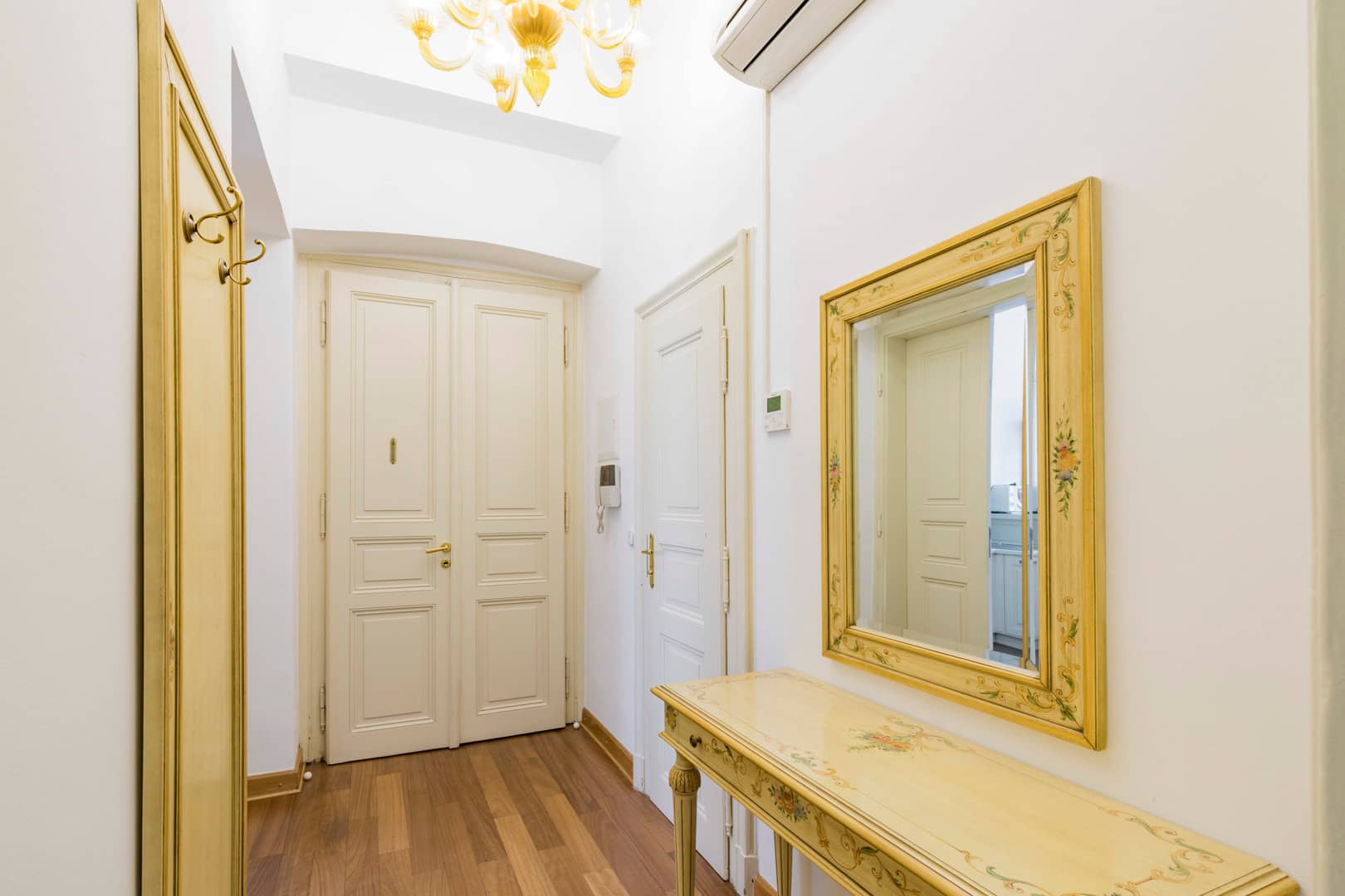 Apartment Truhlarska