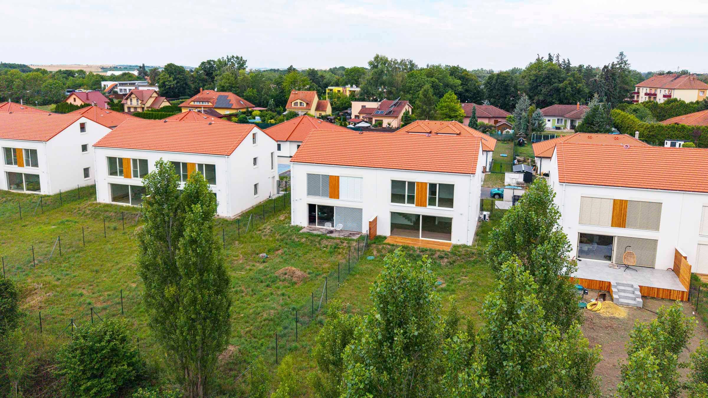 Greentown Velvary