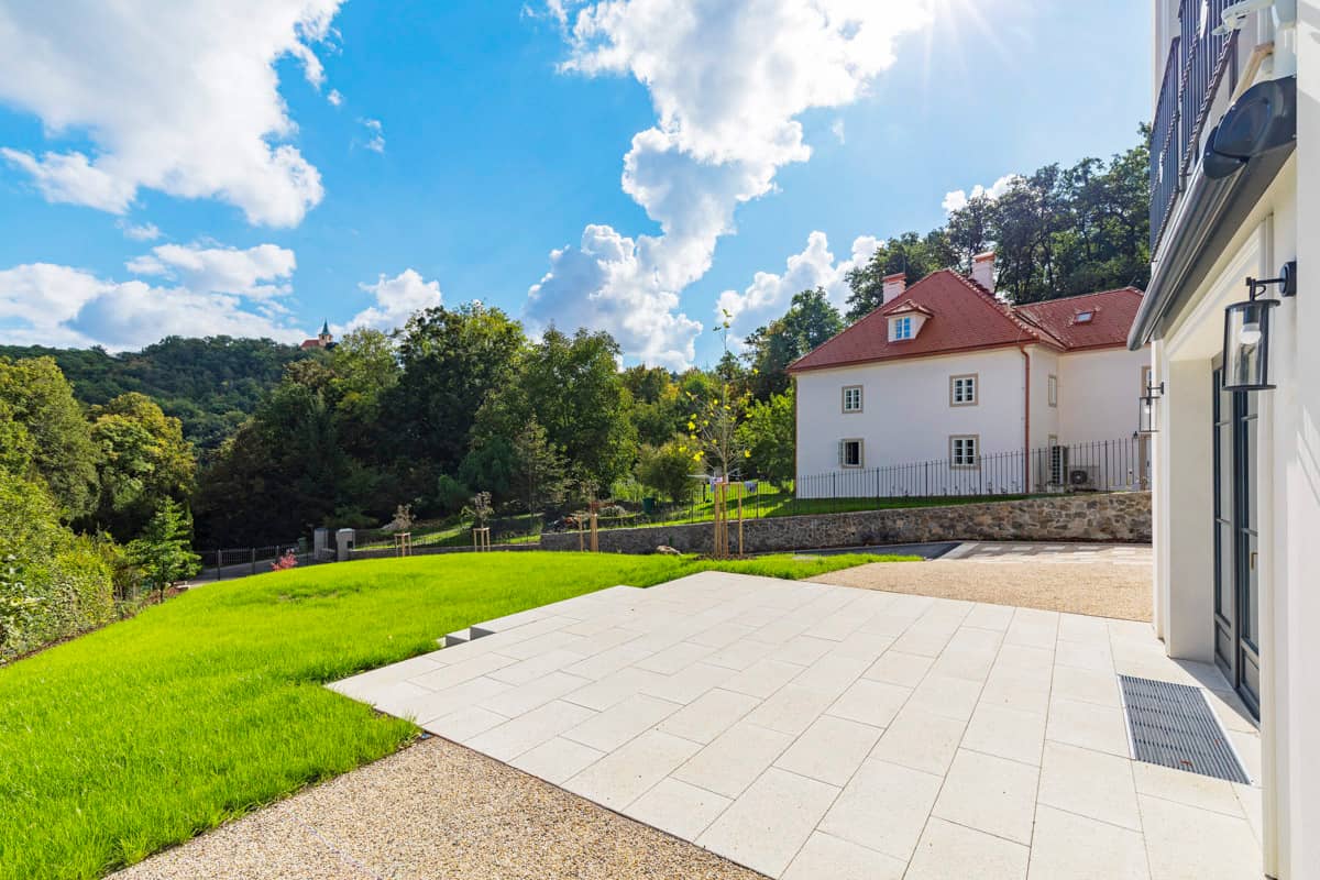 Vila V Šáreckém údolí