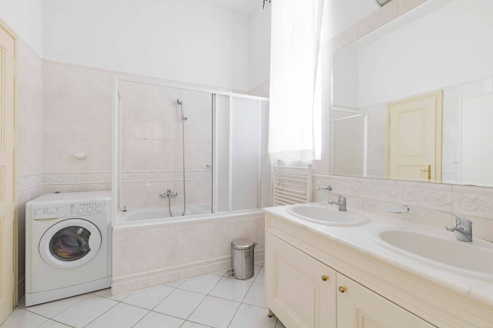 Apartment Truhlarska
