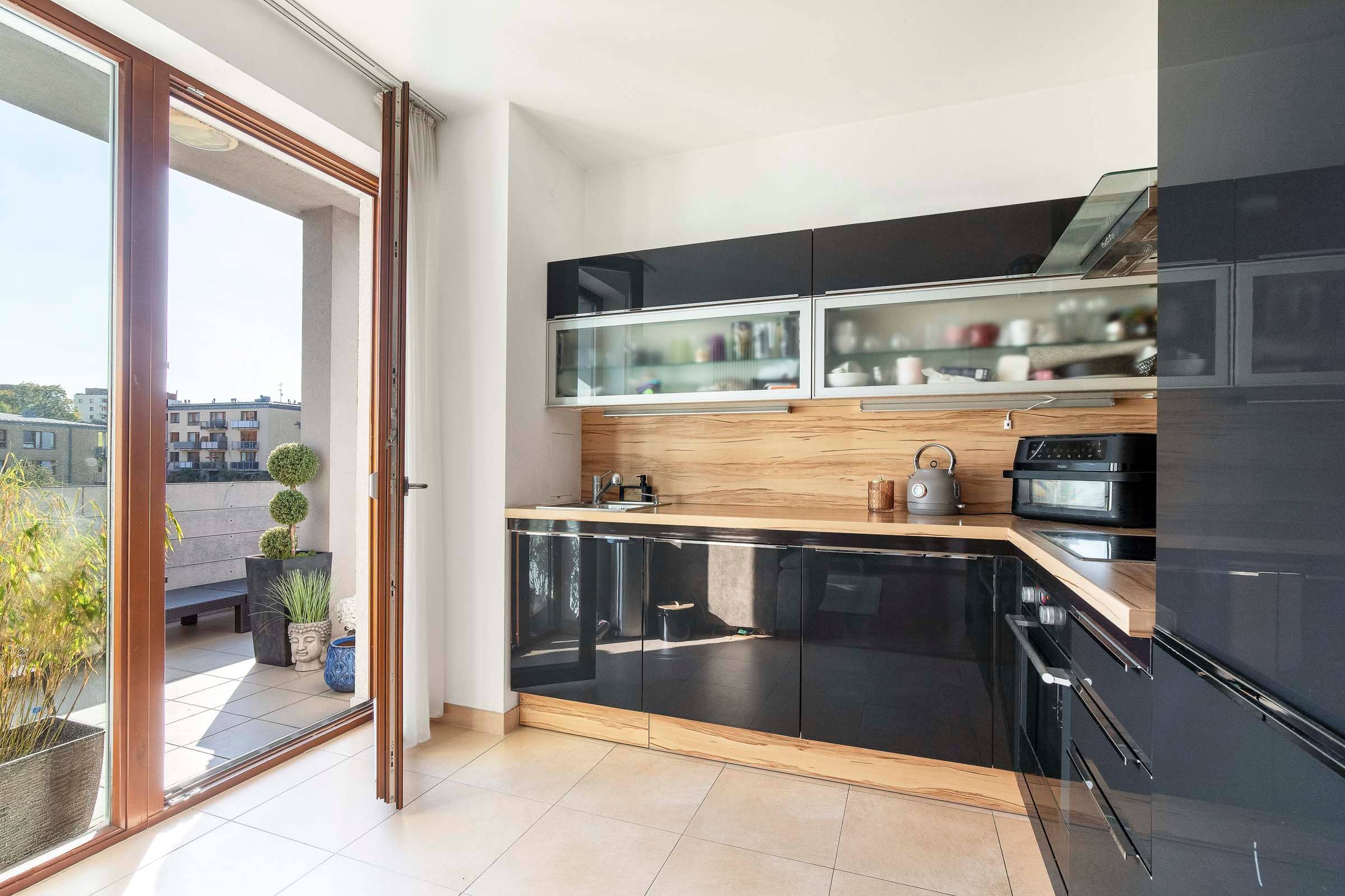 One-bedroom Apartment in Lipovska, Zlicin