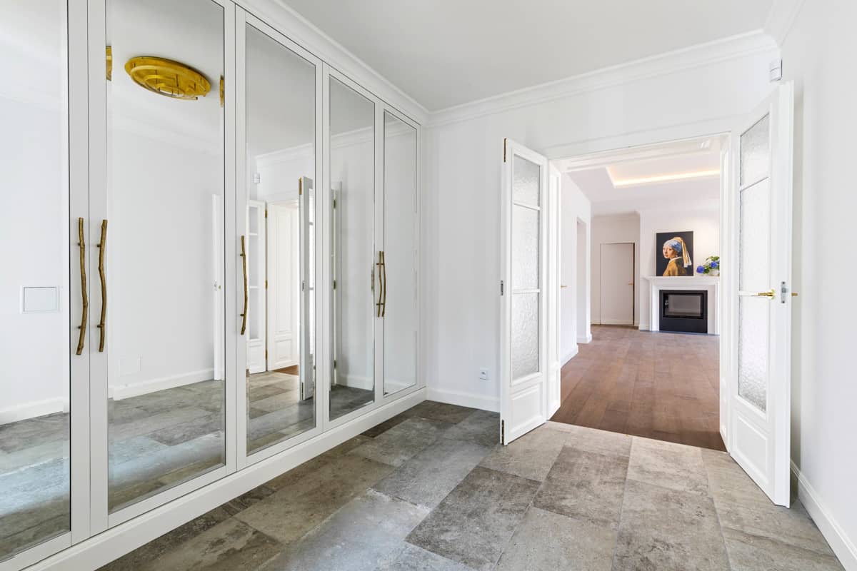 Vila V Šáreckém údolí