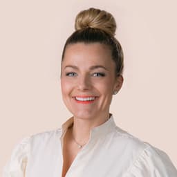 Nový ateliér, nová inspirace: Rony Plesl bude tvořit na Slapech