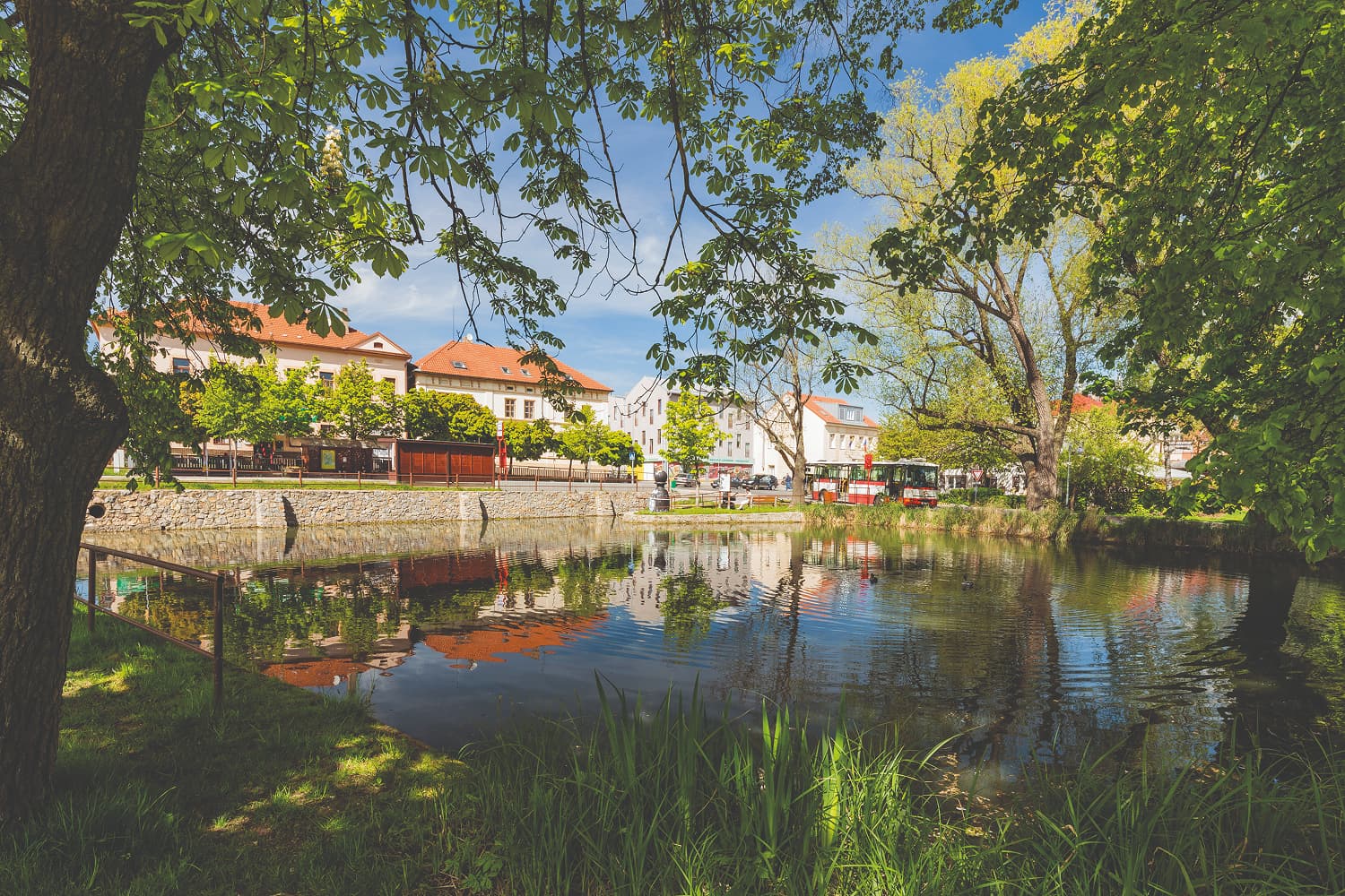 Bydlení Jinočany – bytové domy E1, E2, E3