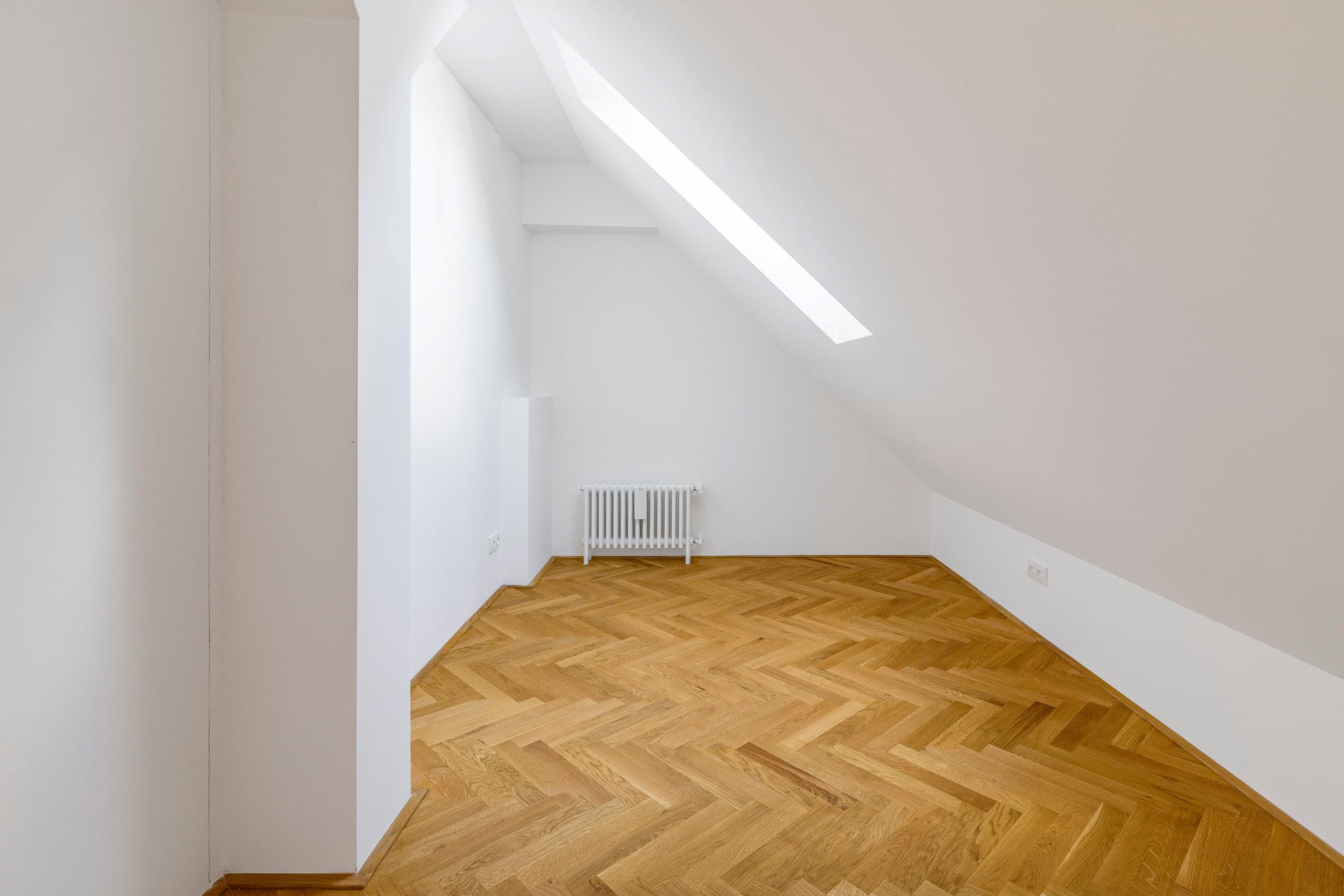 Gallery item 7