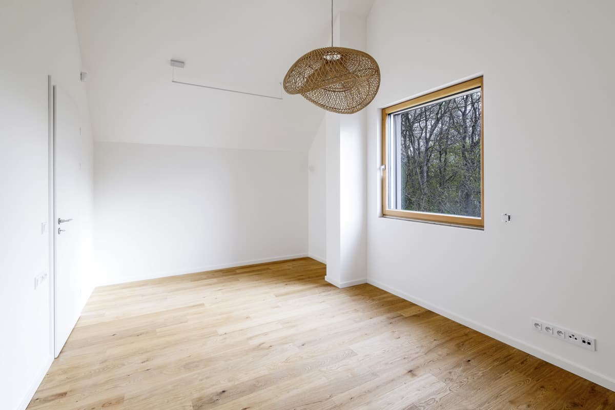 Gallery item 6