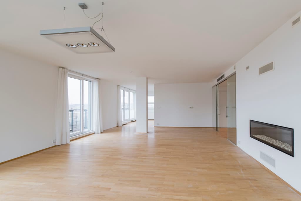 Gallery item 2