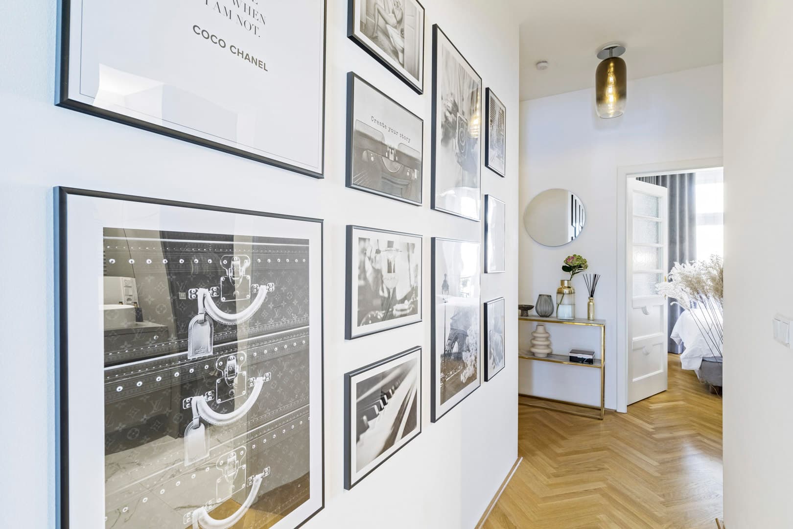 Gallery item 4