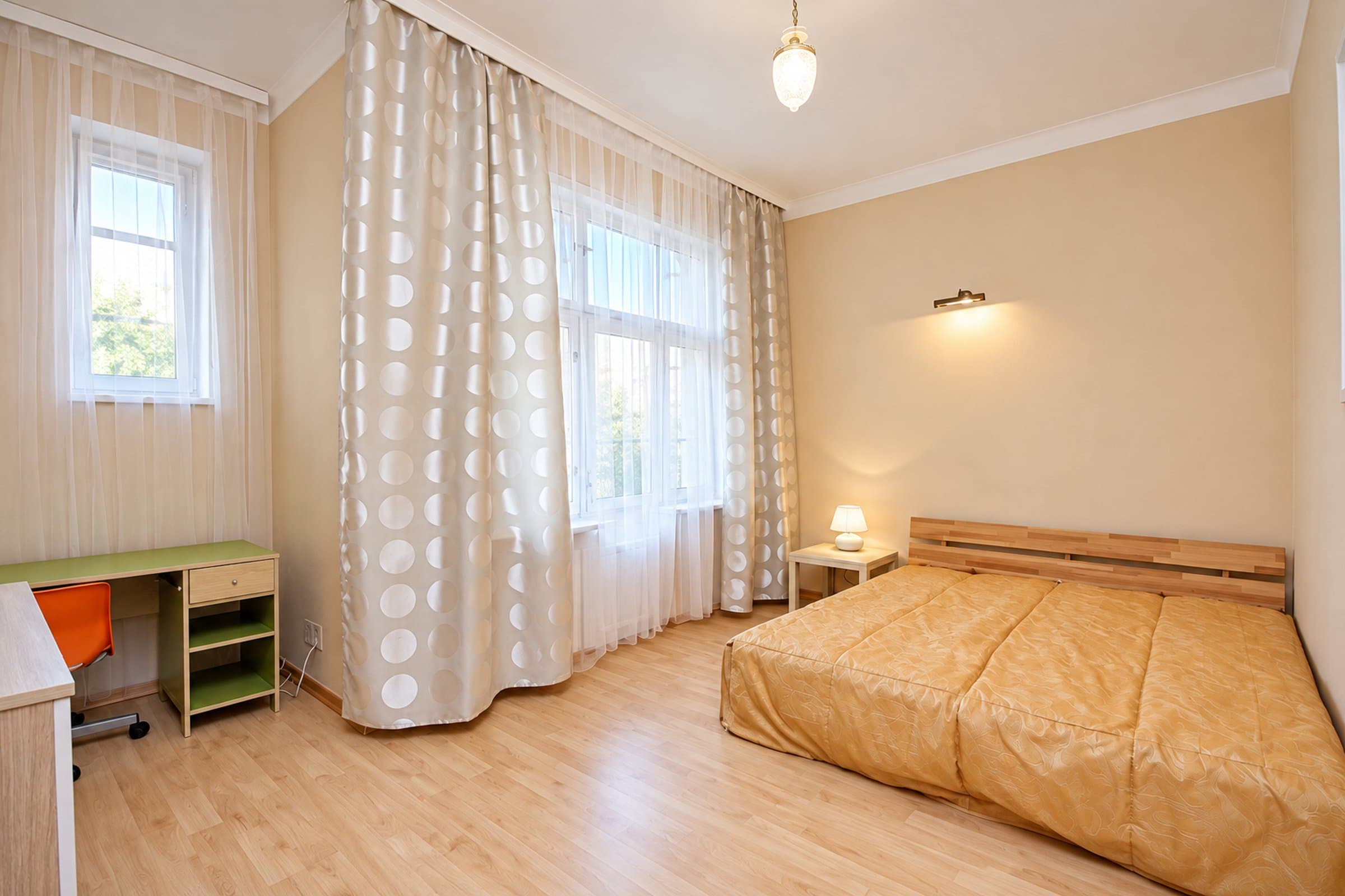 Gallery item 4