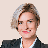 Nemovitost nestačí jen nabídnout. Je potřeba ji ukázat tak, aby v ní lidé okamžitě viděli svůj nový domov nebo potenciál pro investici.