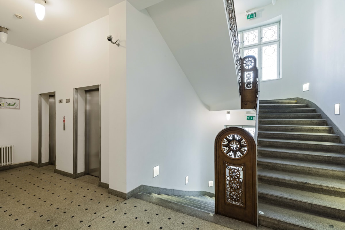 Commercial space Vaclavske namesti