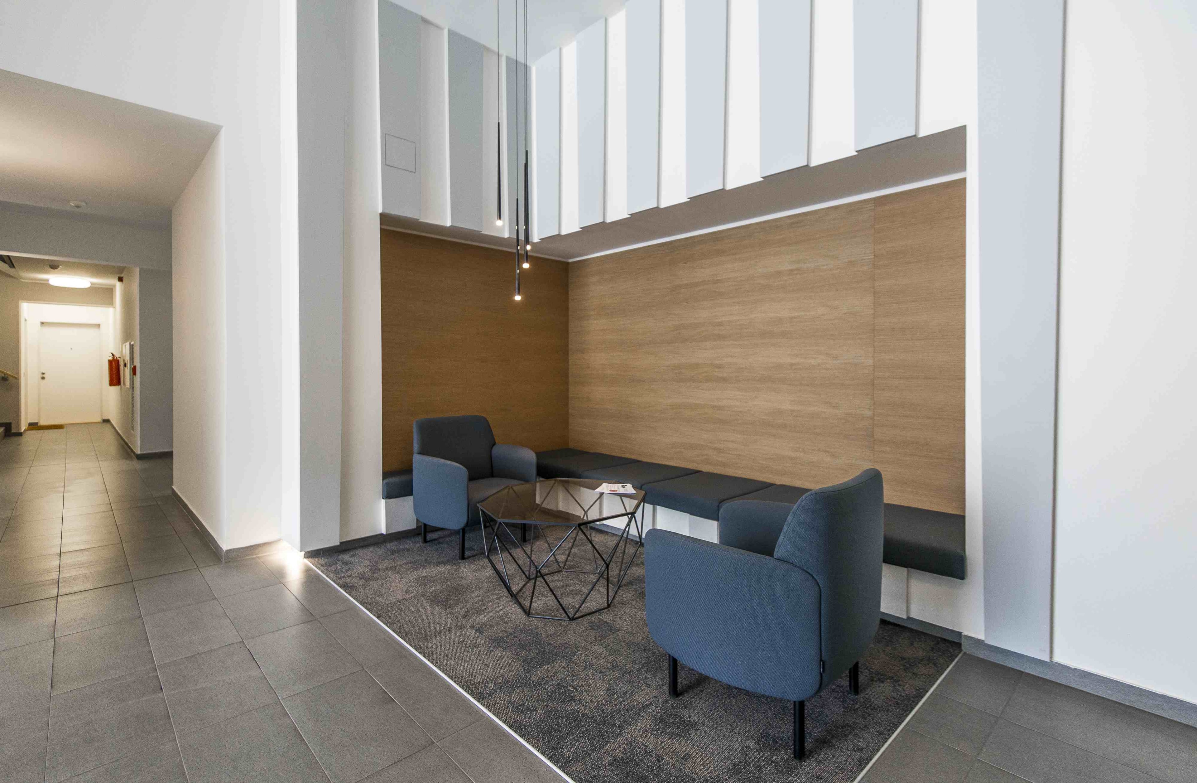 Za Karlínským přístavem