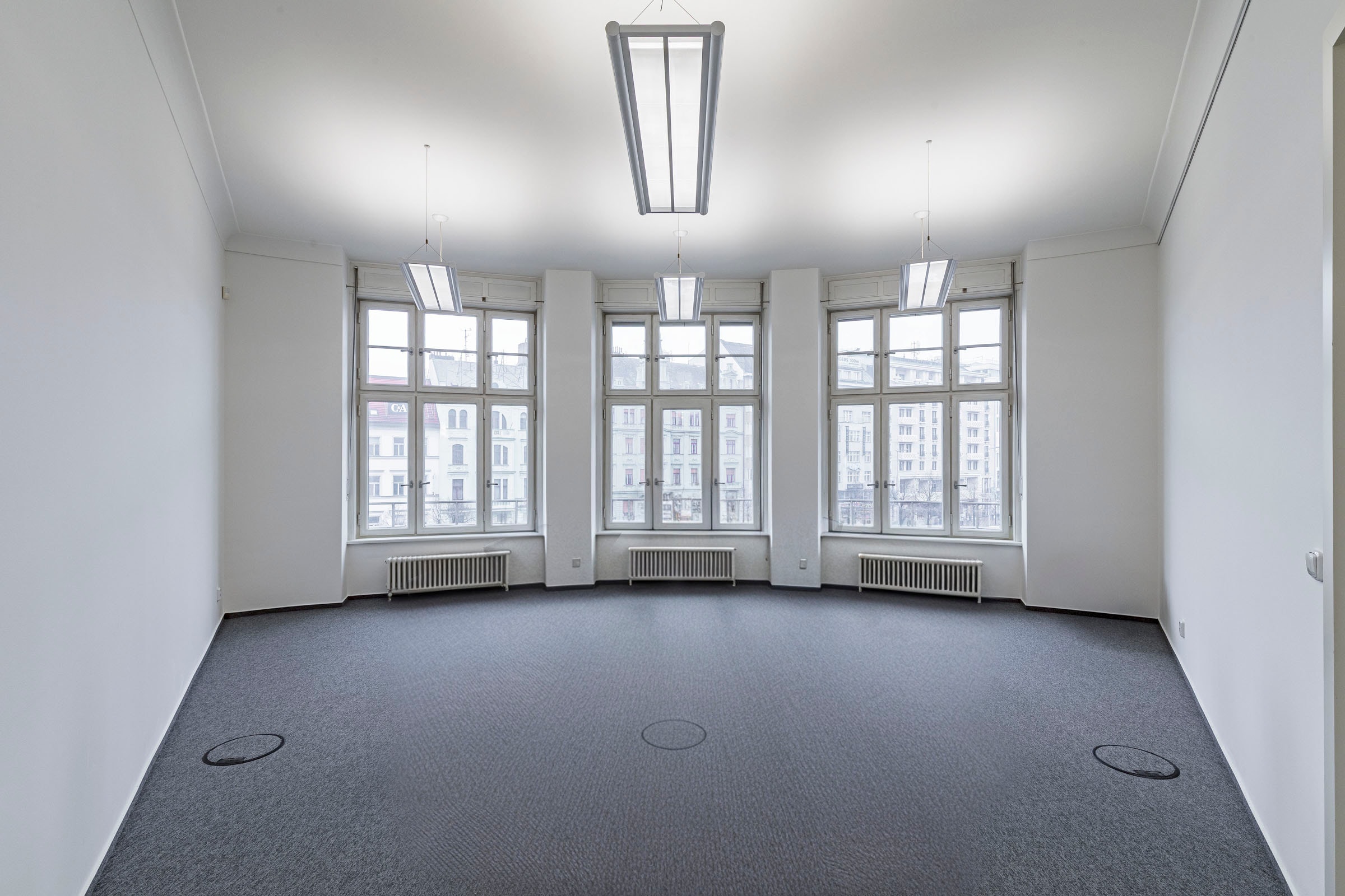 Commercial space Vaclavske namesti