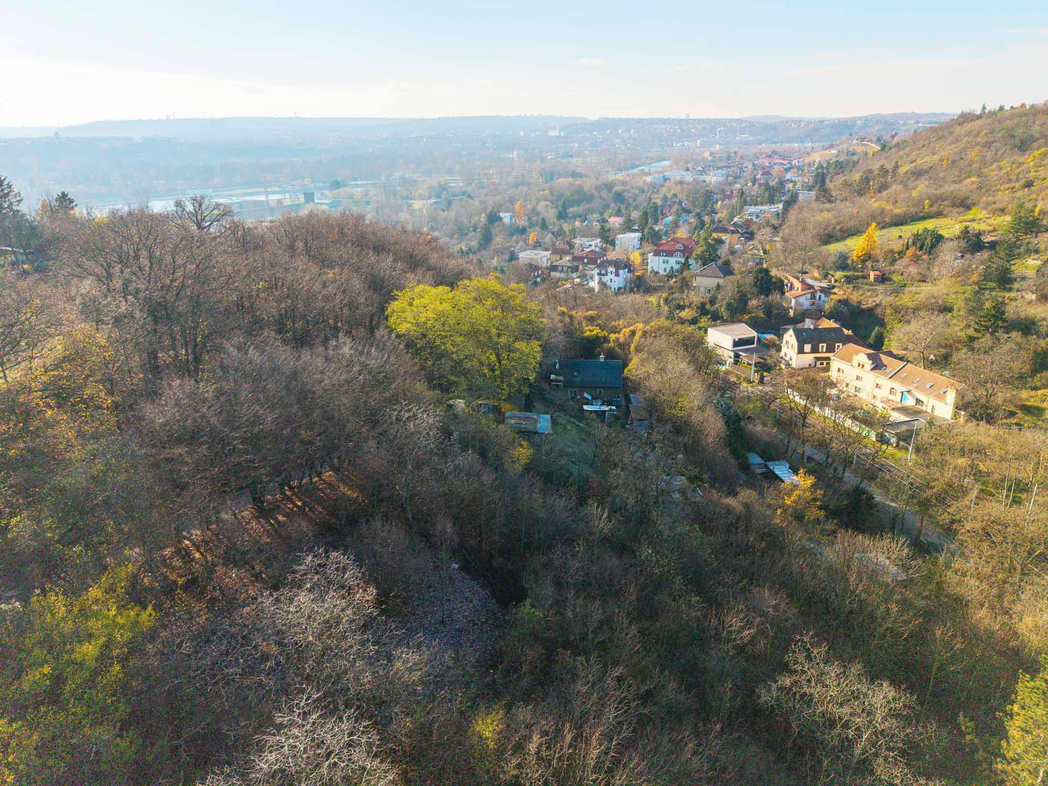 Pozemek Na Dlážděnce