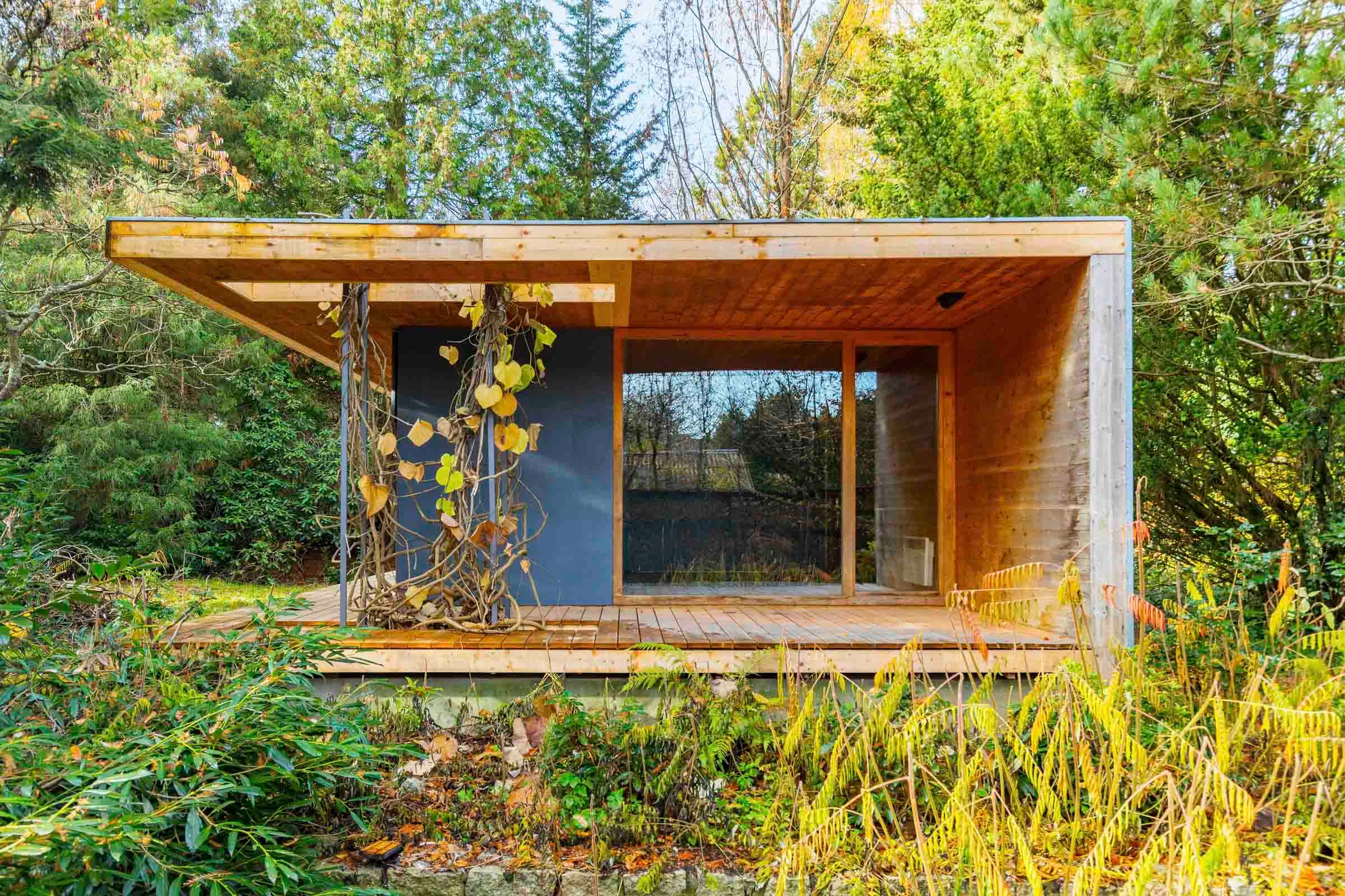 Pozemek s chatou Mukařov