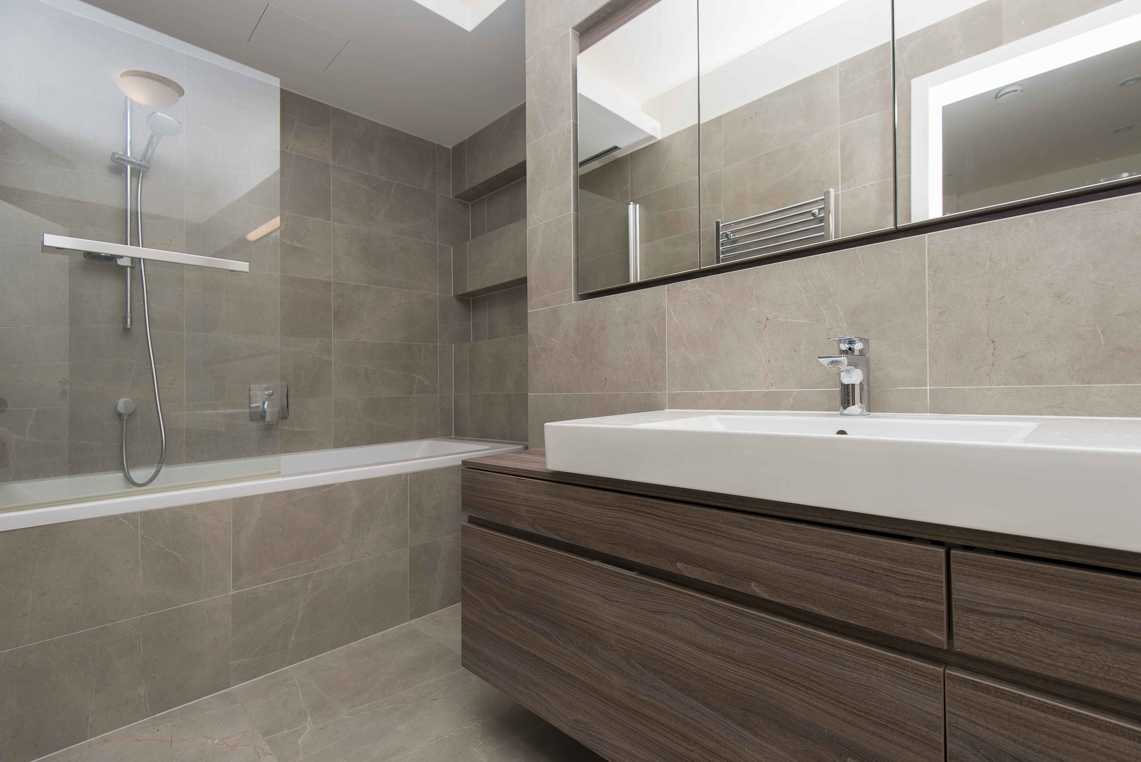 Za Karlínským přístavem