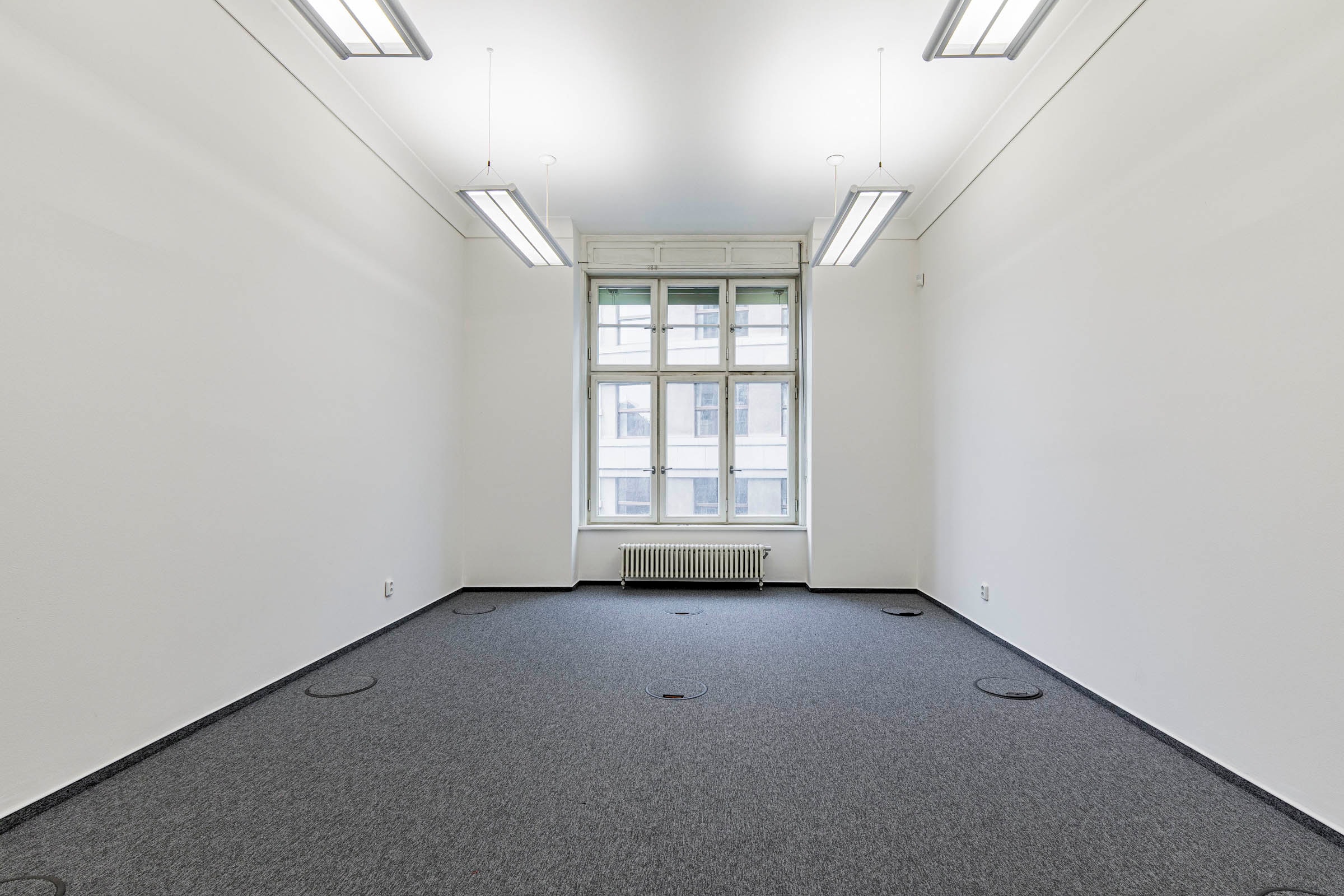 Commercial space Vaclavske namesti