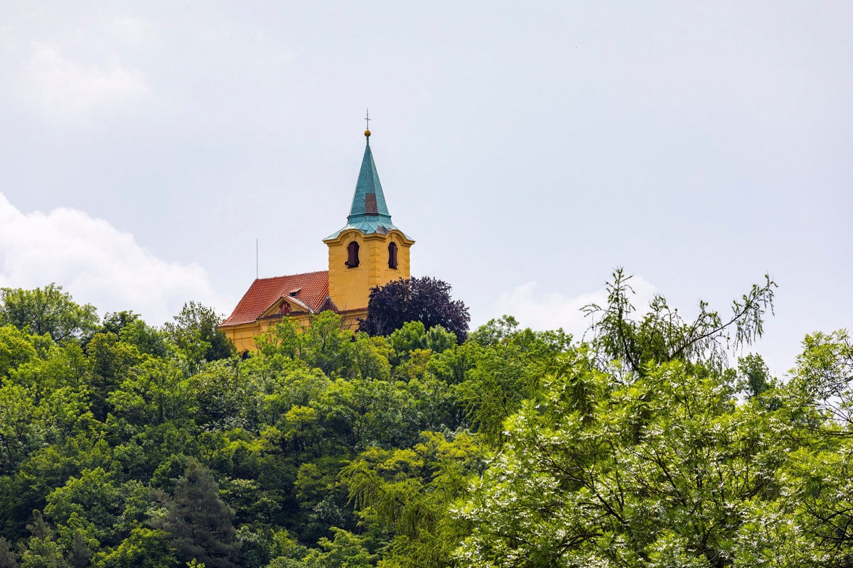 Vila V Šáreckém údolí