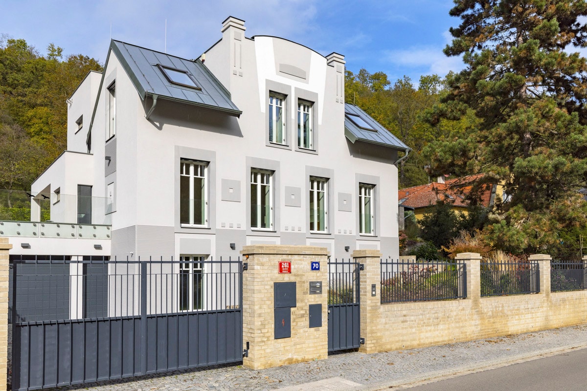 V Šáreckém údolí