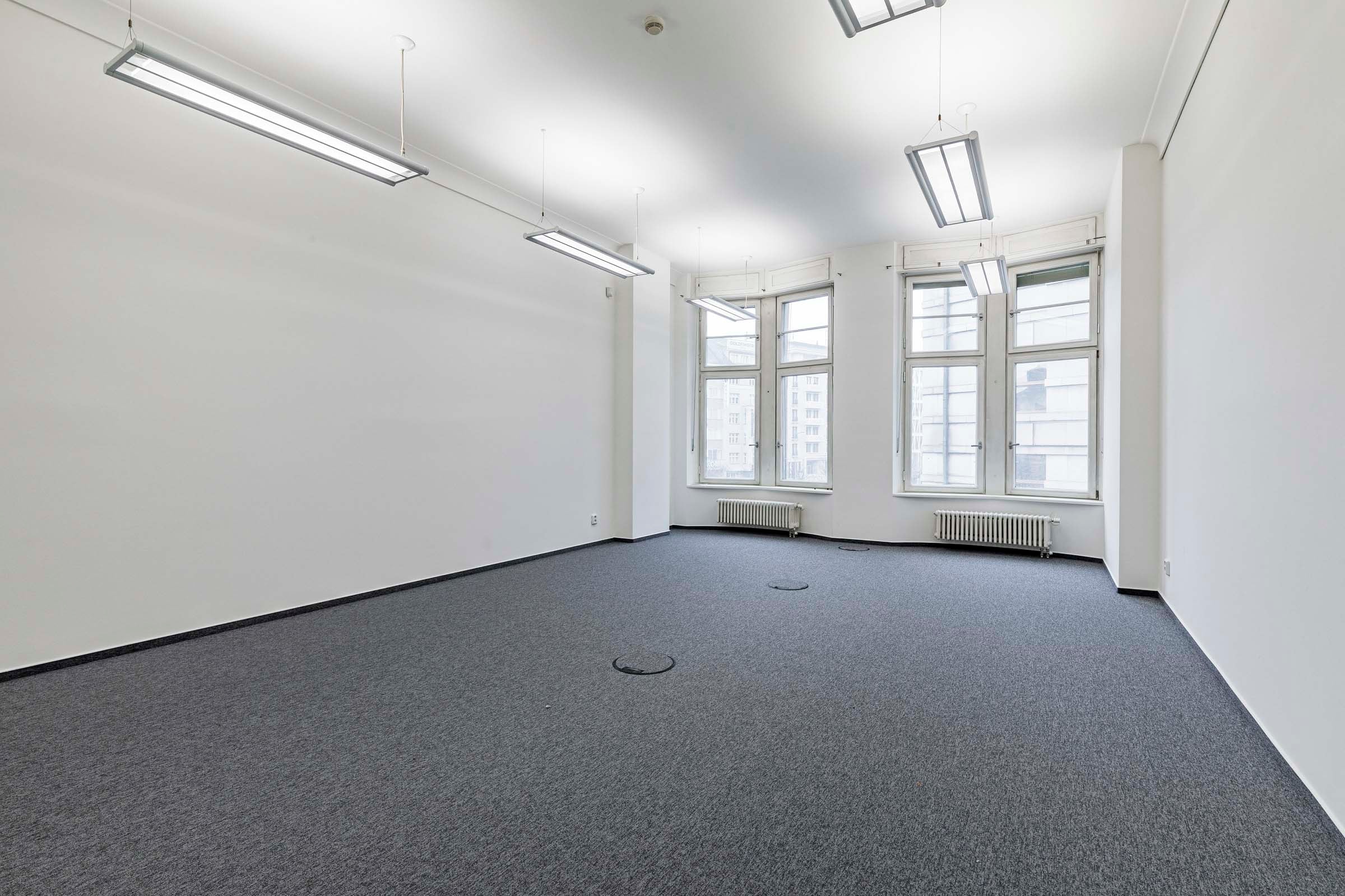 Commercial space Vaclavske namesti