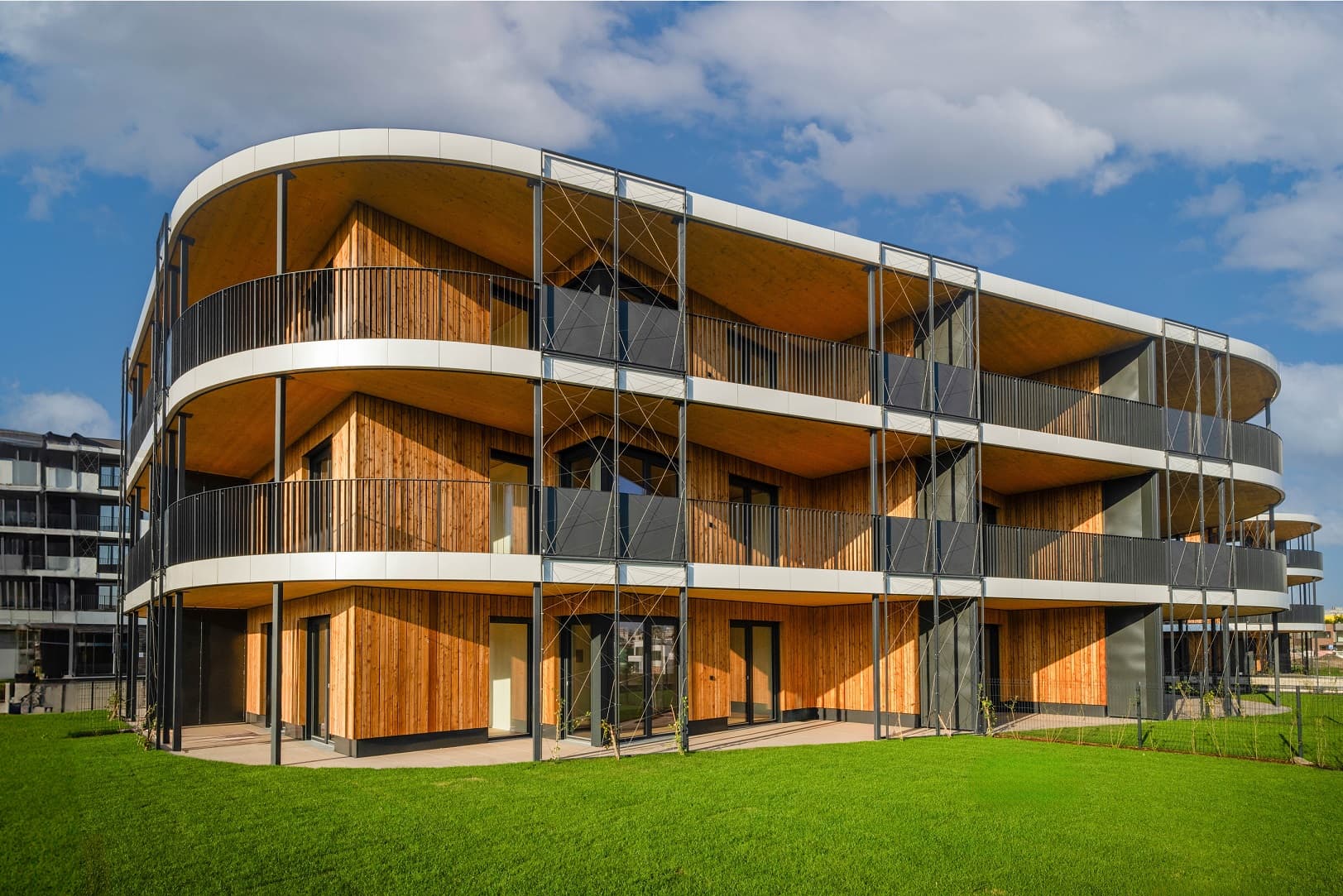 Jaké jsou opravdové výhody bydlení v dřevostavbách?